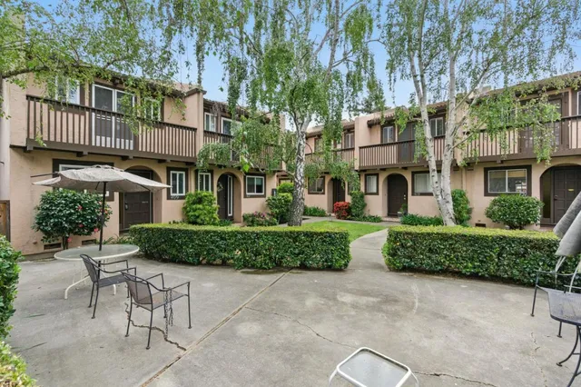 $799,000 | 415 Oak Avenue, Redwood City, CA 94061