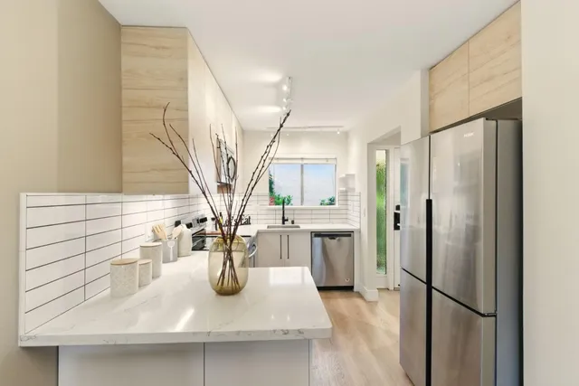 $799,000 | 415 Oak Avenue, Redwood City, CA 94061