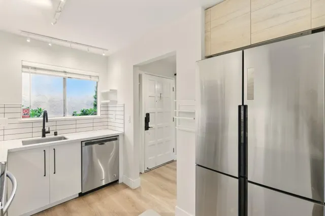 $799,000 | 415 Oak Avenue, Redwood City, CA 94061