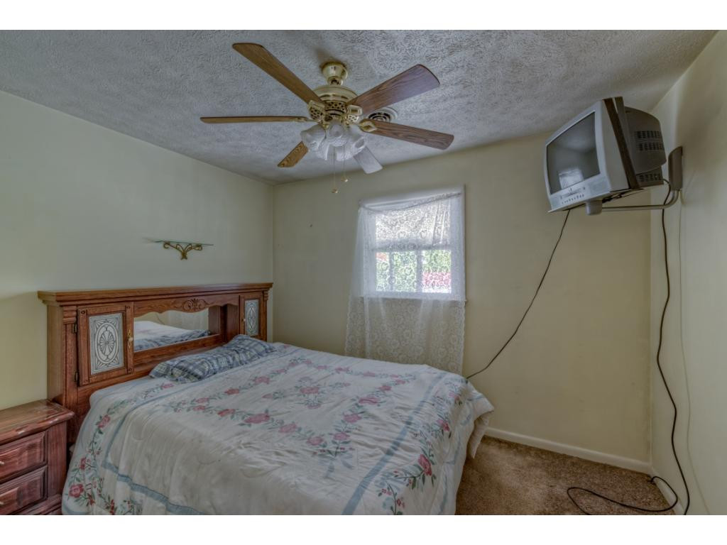 411 V I Ranch Road Bristol, TN 37620 - Photo 13 of 24 Photo 13