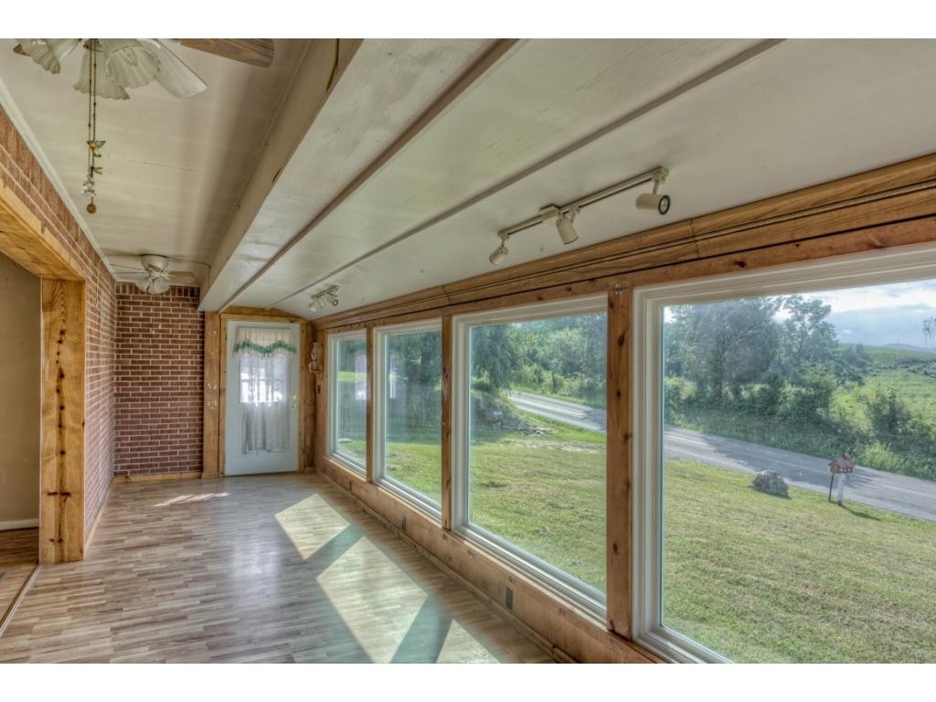 411 V I Ranch Road Bristol, TN 37620 - Photo 5 of 24 Photo 5
