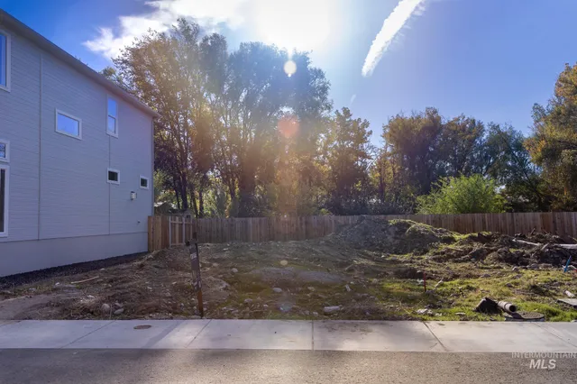 $655,000 | 4329 North Life Tree Lane, Garden City, ID 83714