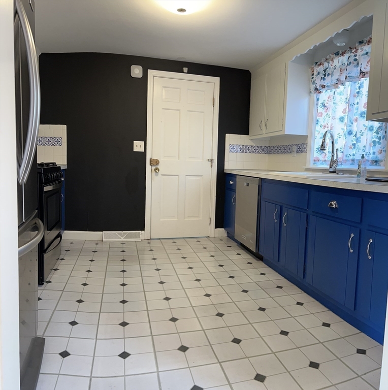 32 Westminster Road Centerville, MA 02632 - Photo 11 of 23 a bathroom with a sink and a mirror
