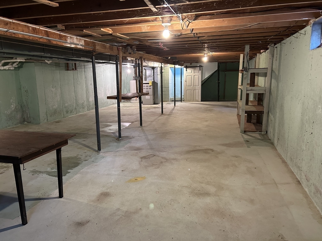 32 Westminster Road Centerville, MA 02632 - Photo 22 of 23 a view of an empty room