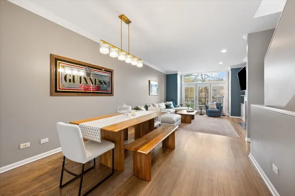 $5,400 | 1214 West School Street, Chicago, IL 60657