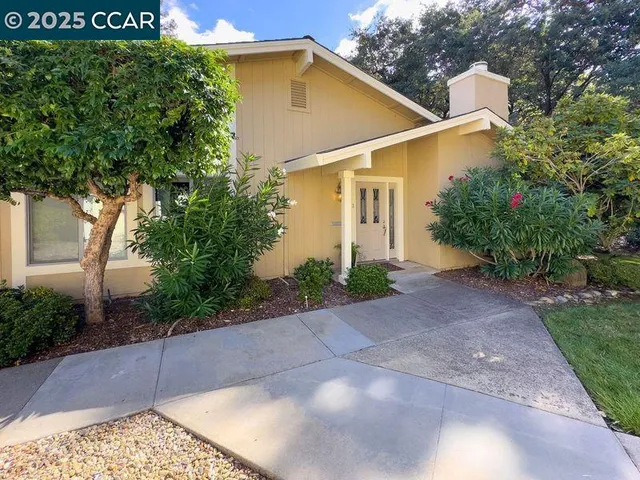 $899,000 | 2733 Ptarmigan Drive, Unit 2, Walnut Creek, CA 94595