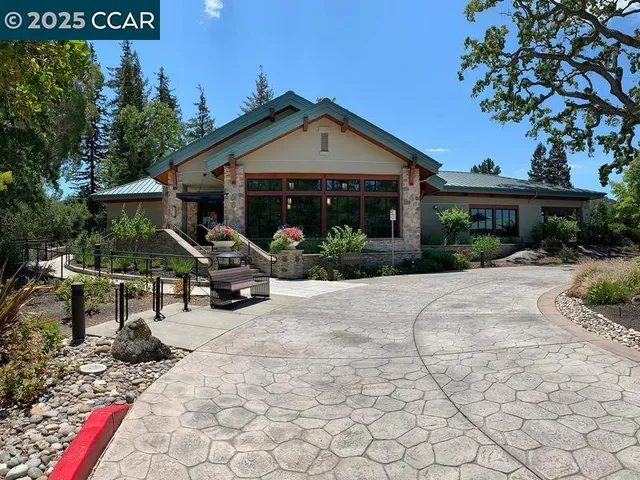 $899,000 | 2733 Ptarmigan Drive, Unit 2, Walnut Creek, CA 94595