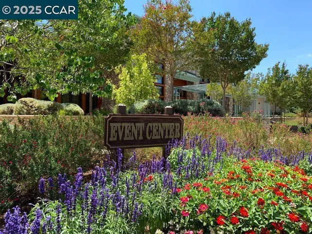 $899,000 | 2733 Ptarmigan Drive, Unit 2, Walnut Creek, CA 94595