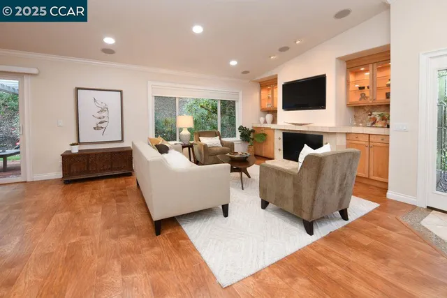 $899,000 | 2733 Ptarmigan Drive, Unit 2, Walnut Creek, CA 94595