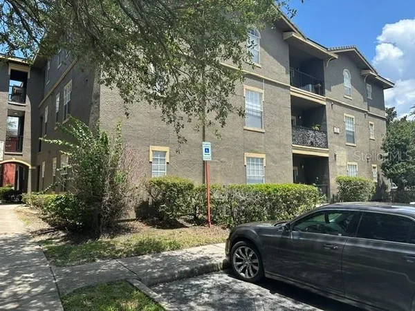 $153,786 | 102 Vista Verdi Circle, Unit 124, Lake Mary, FL 32746