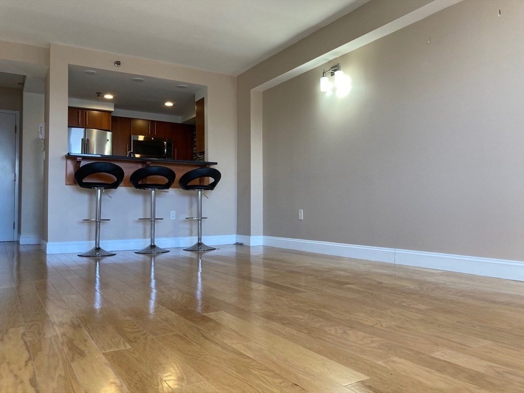 1933 Commonwealth Avenue, Unit 606 Boston, MA 02135 - Photo 6 of 19