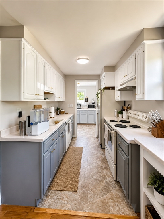 12 Seneca Road Woburn, MA 01801 - Photo 6 of 29