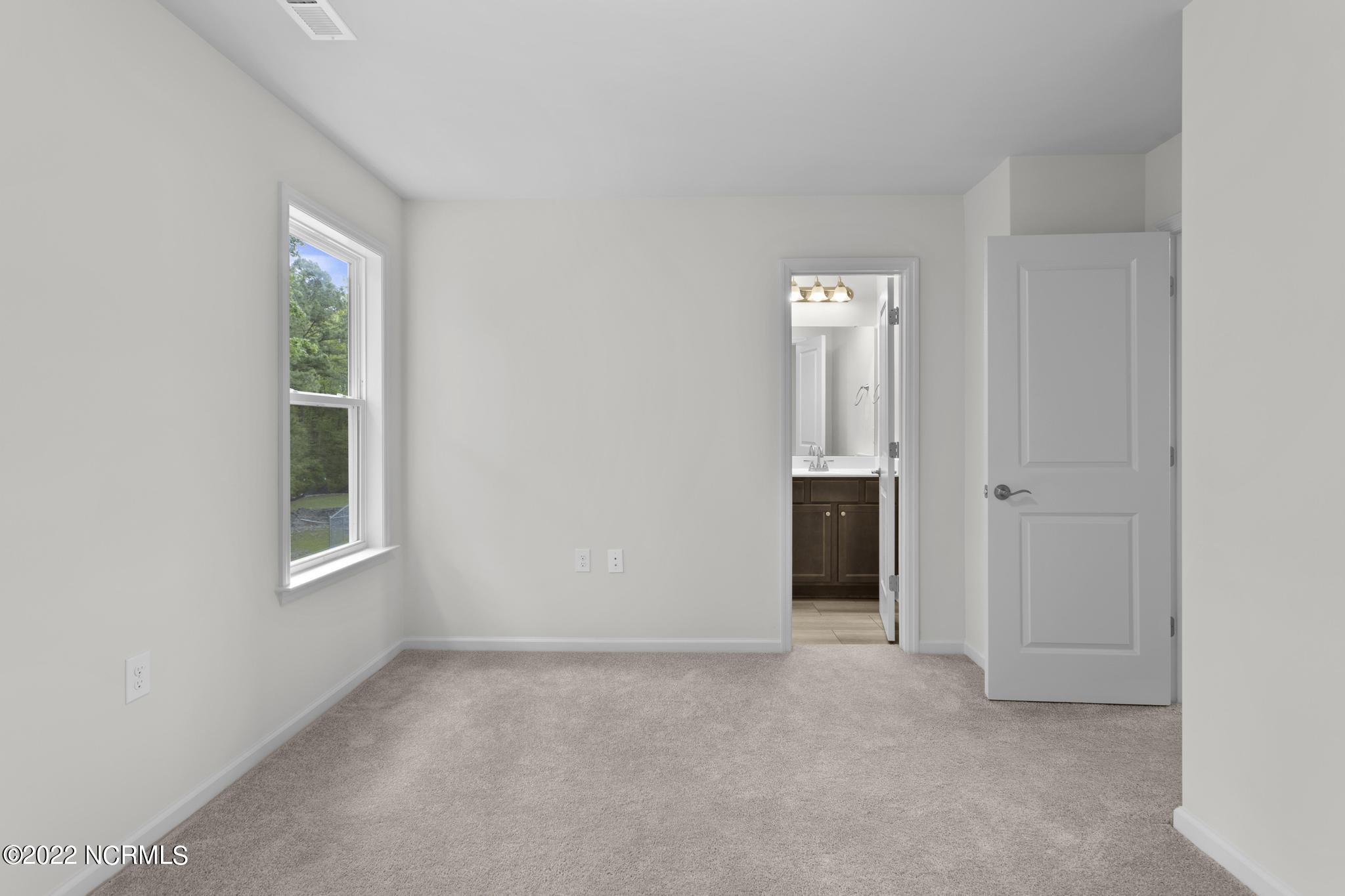 318 Glenellen Loop Road Midway Park, NC 28544 - Photo 11 of 17 318 GE Loop Primary BR Bath