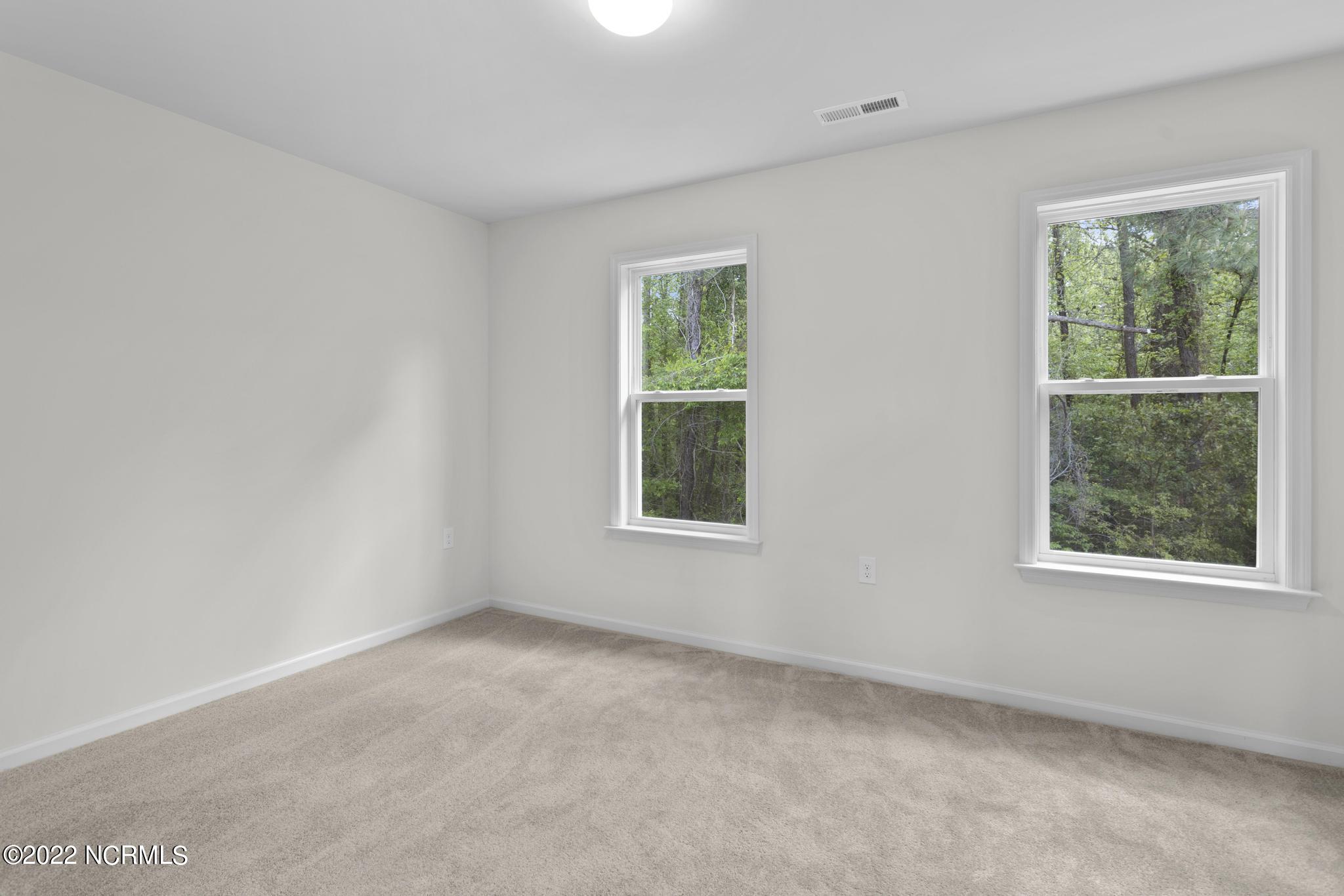 318 Glenellen Loop Road Midway Park, NC 28544 - Photo 10 of 17 318 LE Loop BR