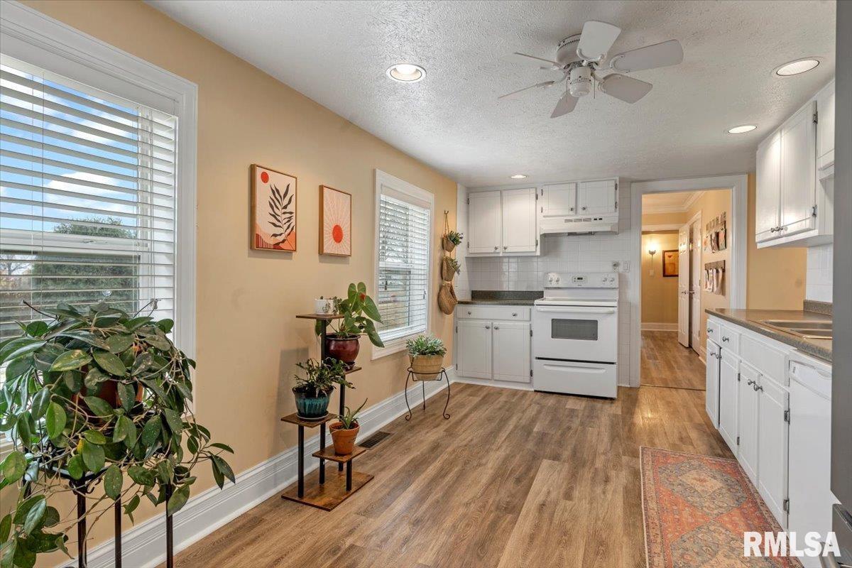 2962 Winch Road Springfield, IL 62707 - Photo 12 of 36