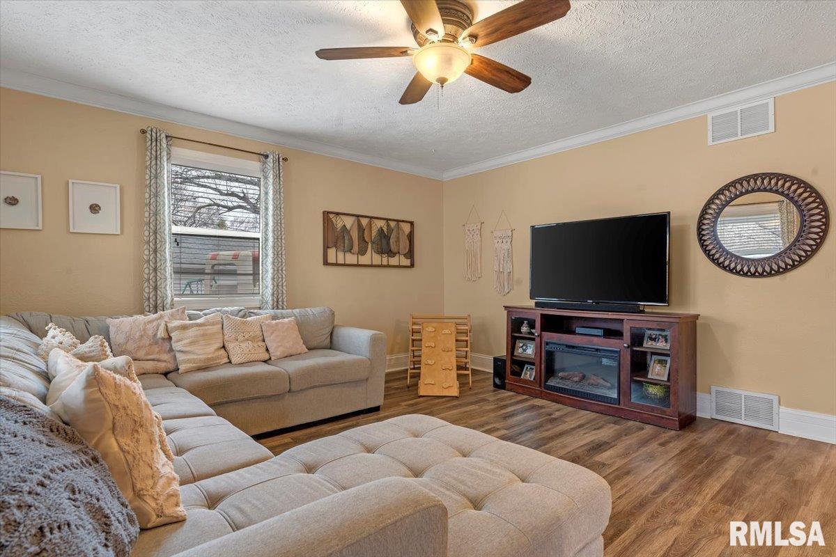 2962 Winch Road Springfield, IL 62707 - Photo 5 of 36