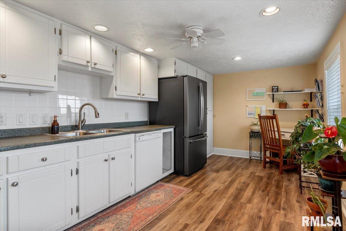 2962 Winch Road Springfield, IL 62707 - Photo 10 of 36