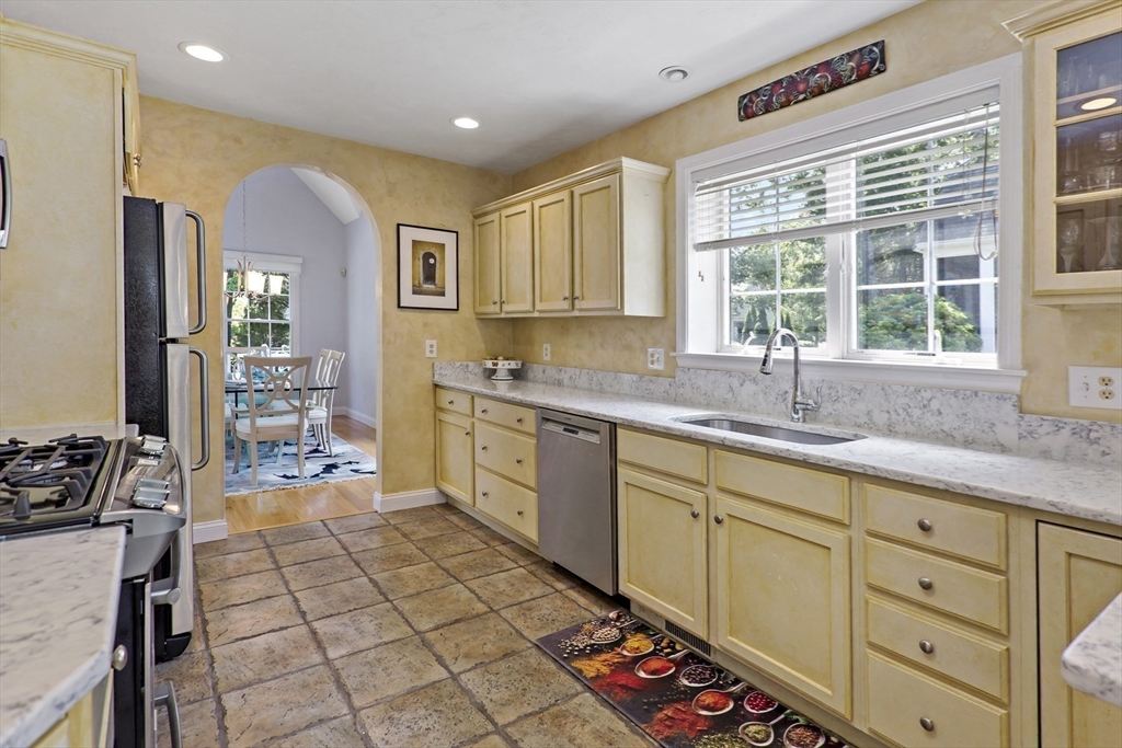 5 Mayfair Court, Unit 5 Mashpee, MA 02649 - Photo 10 of 34