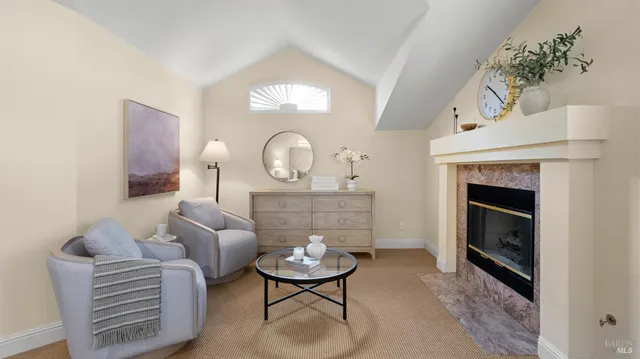 $1,099,000 | 63 Windsor Lane, Petaluma, CA 94952