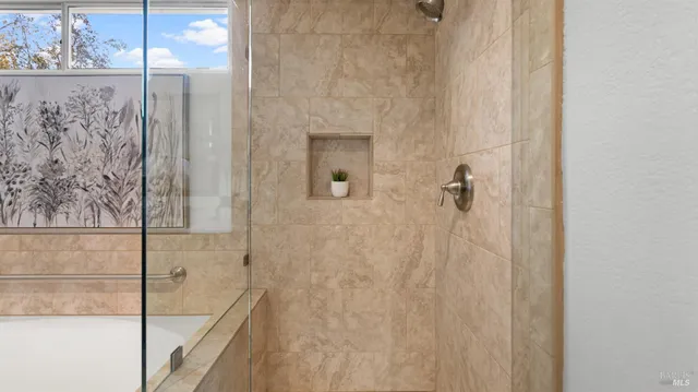 $1,099,000 | 63 Windsor Lane, Petaluma, CA 94952