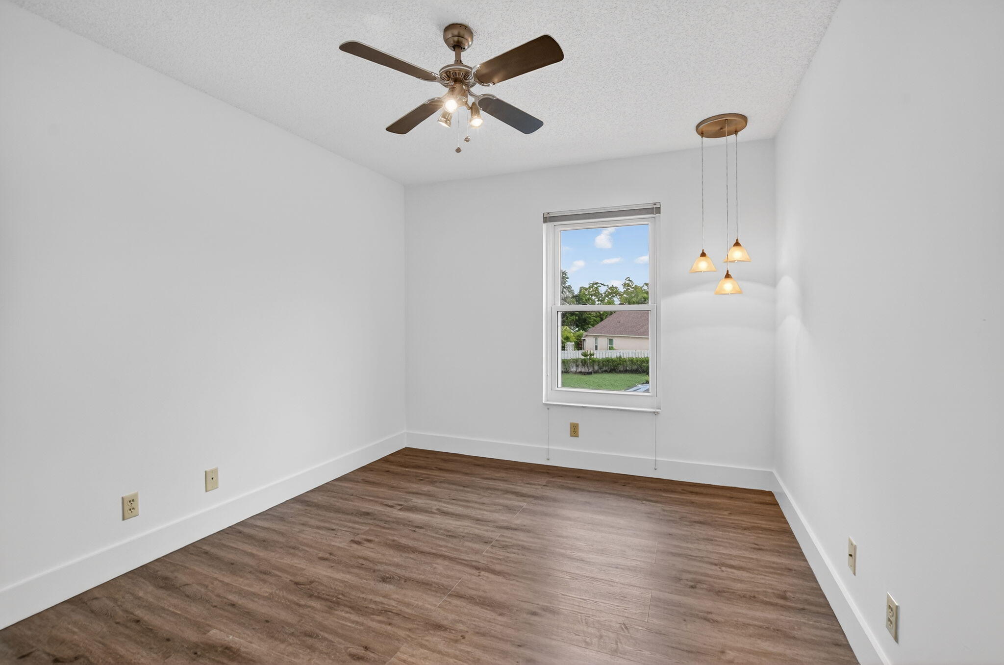 22608 Middletown Drive Boca Raton, FL 33428 - Photo 22 of 35 Bedroom 3