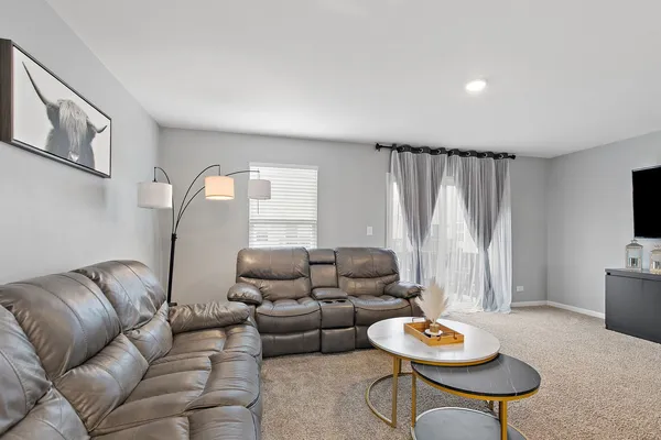 $300,000 | 2387 Alison Avenue, Pingree Grove, IL 60140