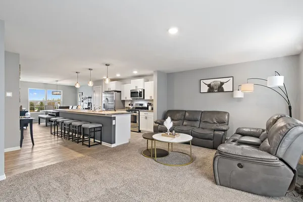 $300,000 | 2387 Alison Avenue, Pingree Grove, IL 60140