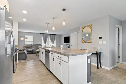$300,000 | 2387 Alison Avenue, Pingree Grove, IL 60140