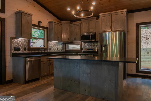 $689,000 | 5 Clay's Way, Cherry Log, GA 30522