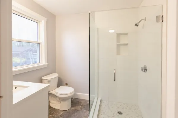 $3,200 | 235 Standish Avenue, Plymouth, MA 02360