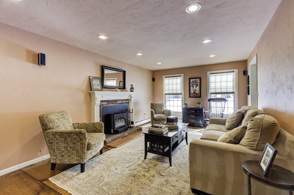 6 Stephanie Road Medway, MA 02053 - Photo 19 of 30 Gallery Image 19