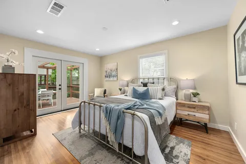 $490,000 | 5517 Avenue G, Unit A, Austin, TX 78751