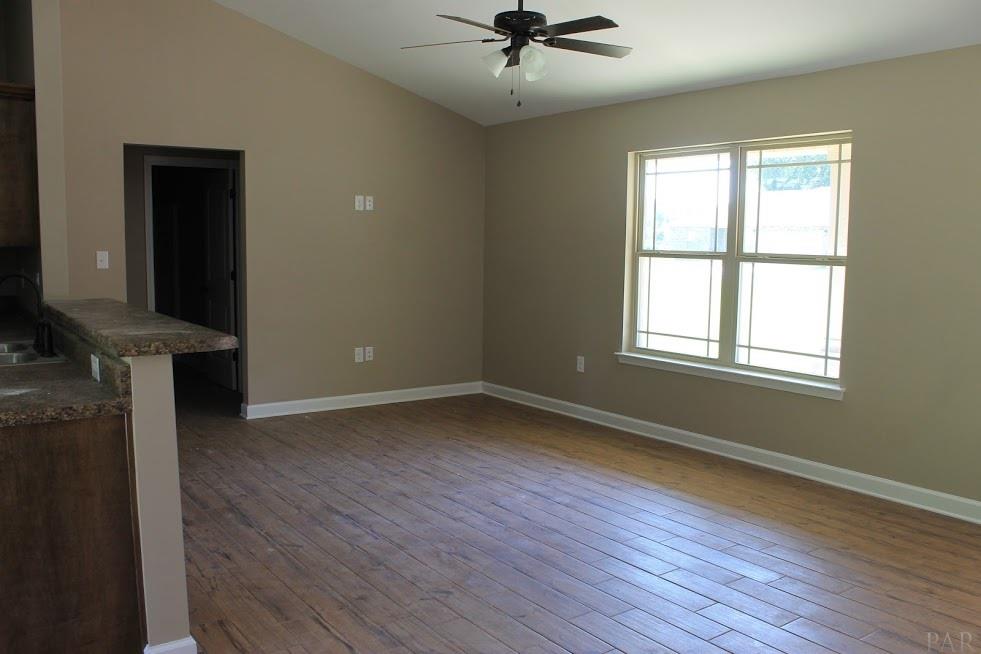 2 Guernsey Road Pace, FL 32571 - Photo 4 of 9
