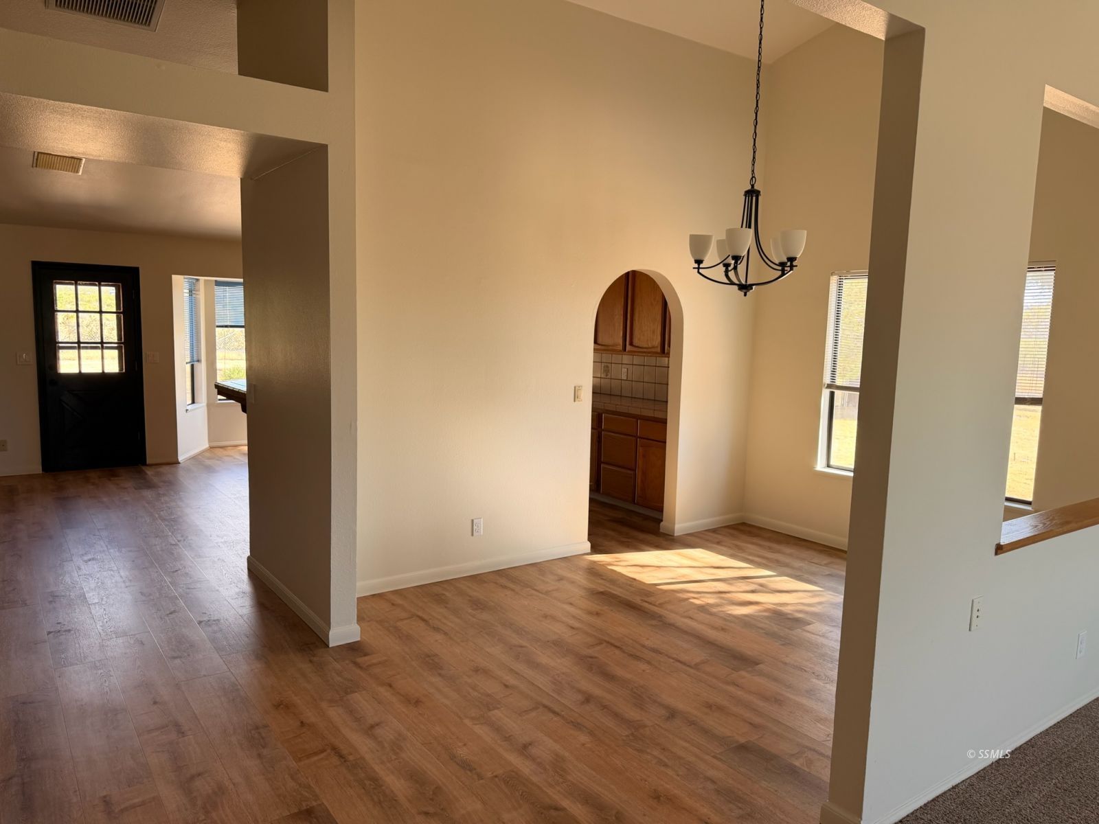 1360 South Lumill Street Ridgecrest, CA 93555 - Photo 4 of 17 Gallery Image 4