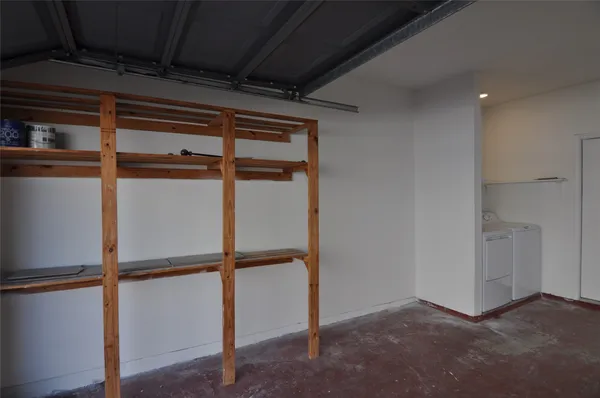 $158,000 | 17481 Red Oak Drive, Unit 17481, Houston, TX 77090