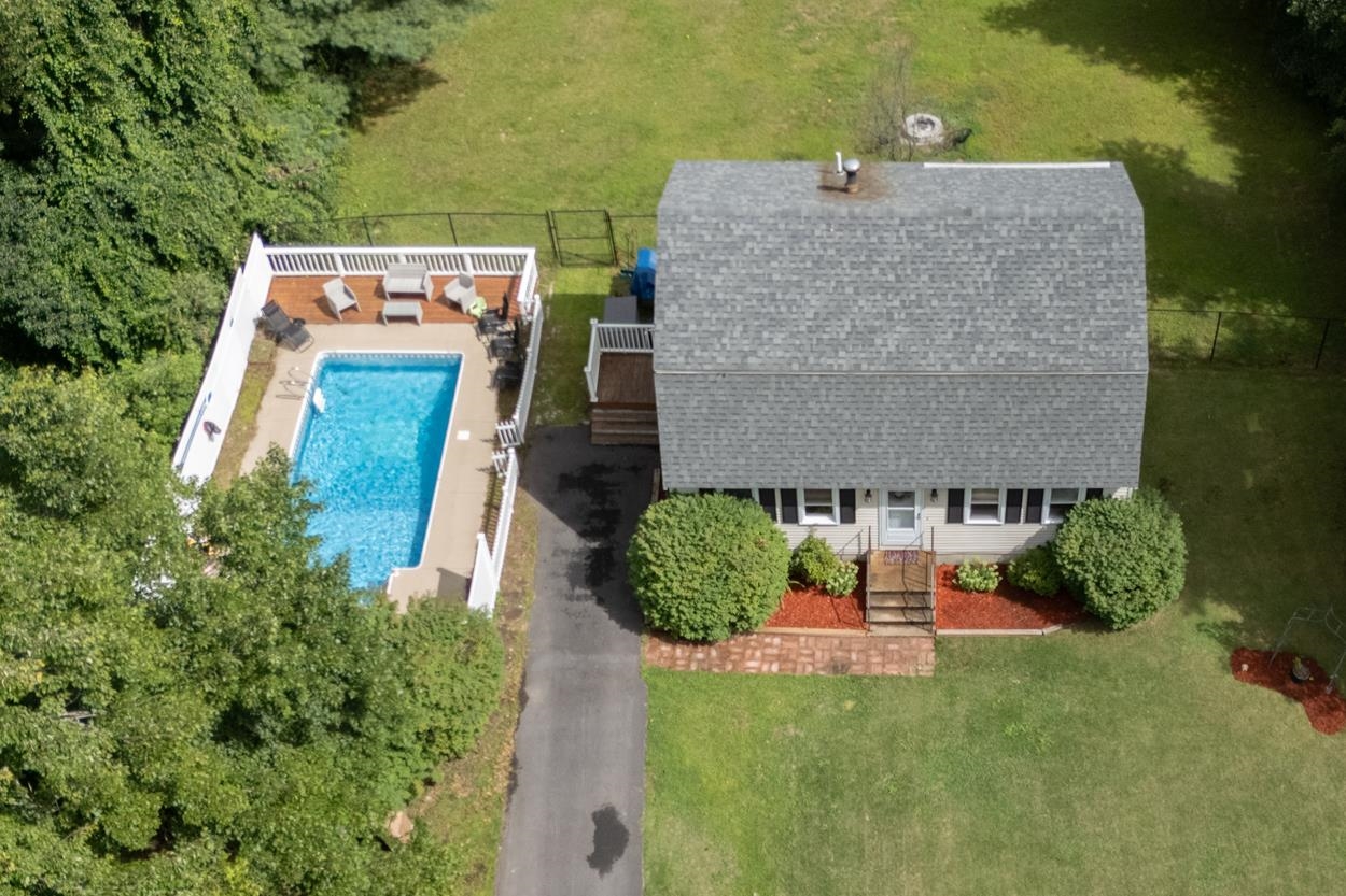 12 Edward Drive Concord, NH 03301 - Photo 1 of 39