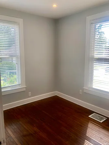 $2,125 | 729 East Hunter Avenue, Unit 2, Bloomington, IN 47401