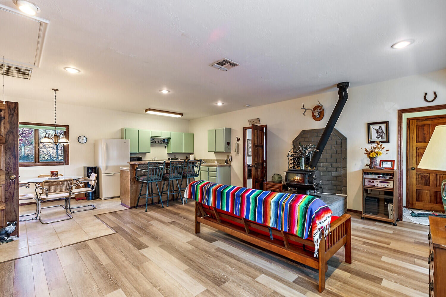4020 Little Applegate Road Jacksonville, OR 97530 - Photo 44 of 83 44-Attached Apt