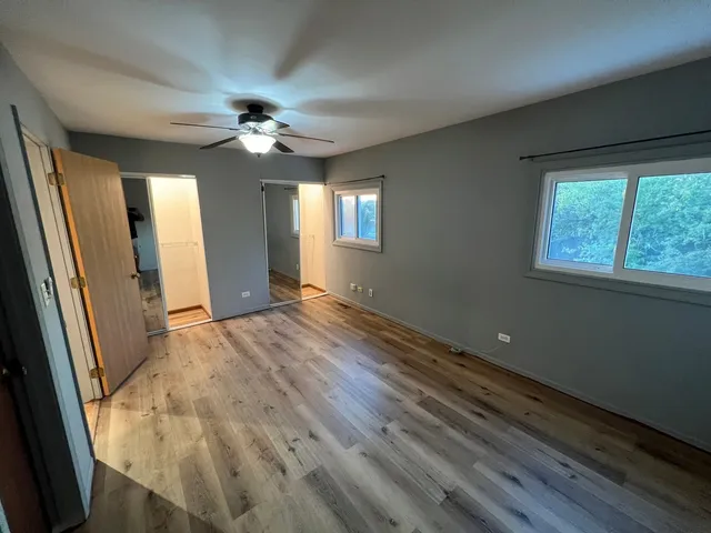 $1,975 | 725 Clearwood Court, Aurora, IL 60504