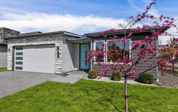 $675,000 | 1425 East Jade Creek Street, Eagle, ID 83616