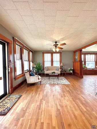 $160,000 | 315 East Main Street, Council Grove, KS 66846