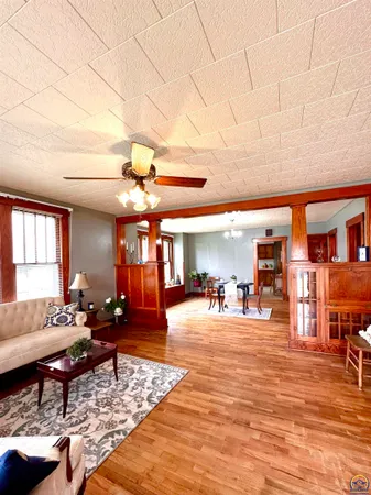 $160,000 | 315 East Main Street, Council Grove, KS 66846