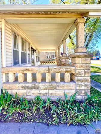 $160,000 | 315 East Main Street, Council Grove, KS 66846