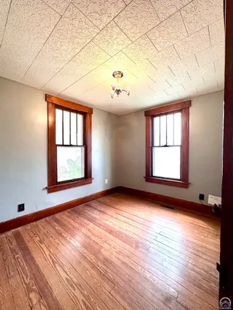 $160,000 | 315 East Main Street, Council Grove, KS 66846
