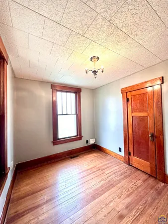 $160,000 | 315 East Main Street, Council Grove, KS 66846