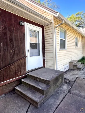 $160,000 | 315 East Main Street, Council Grove, KS 66846