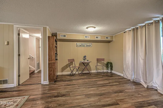 $337,000 | 218 Beaver Road, Bluff City, TN 37618