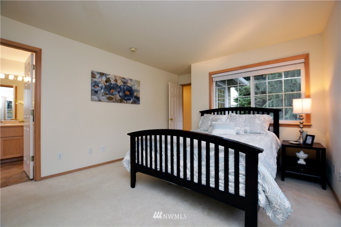 19730 100th Avenue Northeast Bothell, WA 98011 - Photo 16 of 21
