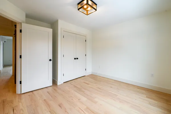 $4,850 | 2620 Main Street, Unit 9, Glastonbury, CT 06033