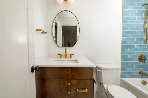 $4,850 | 2620 Main Street, Unit 9, Glastonbury, CT 06033